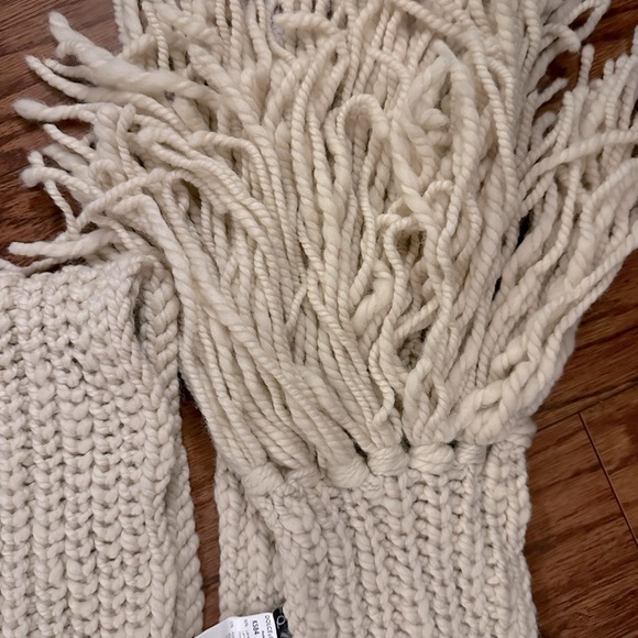 Dolce & Gabbana wool and alpaca scarf extra large - Picture 7 of 7